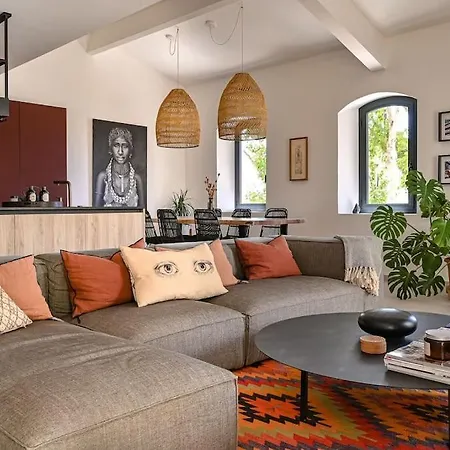 La Et Les Commerces A Pieds !