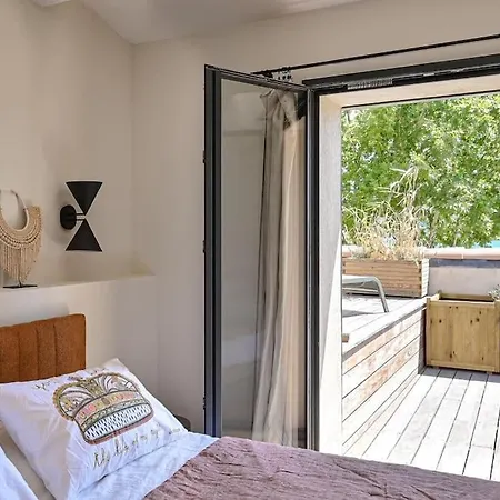 La Et Les Commerces A Pieds ! Saint-Cyr-sur-Mer